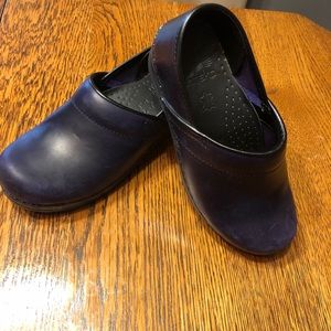 Dansko leather shoes. In good condition. Size 35
